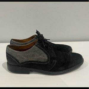 Men’s shoes. Size 10.5 US. Clarks.